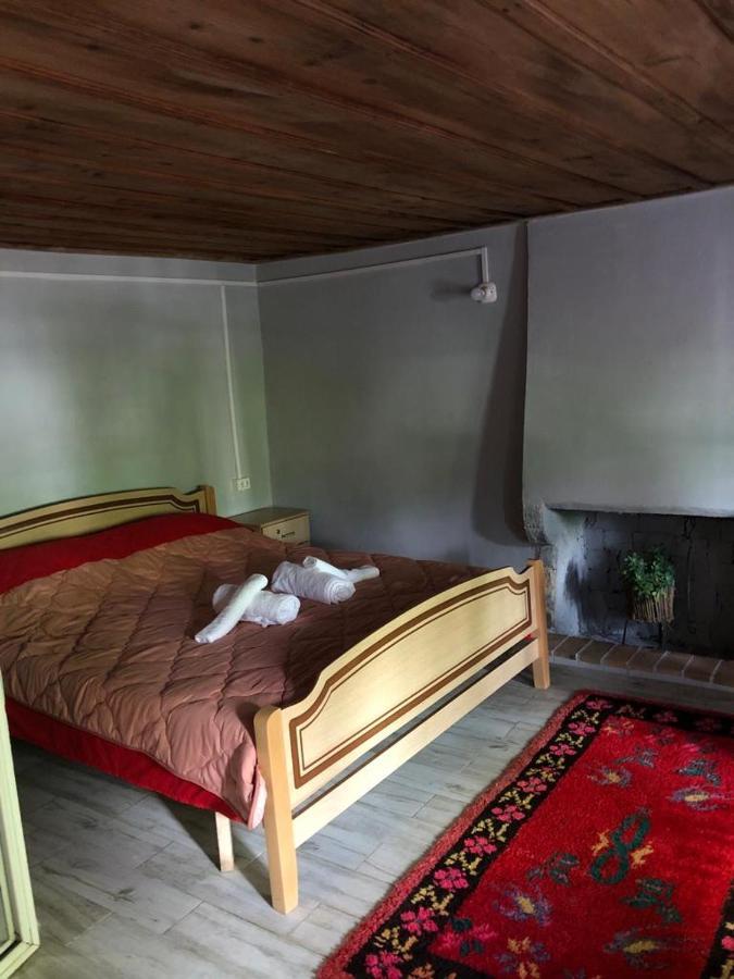 Guesthouse Kujtimi Тети Экстерьер фото
