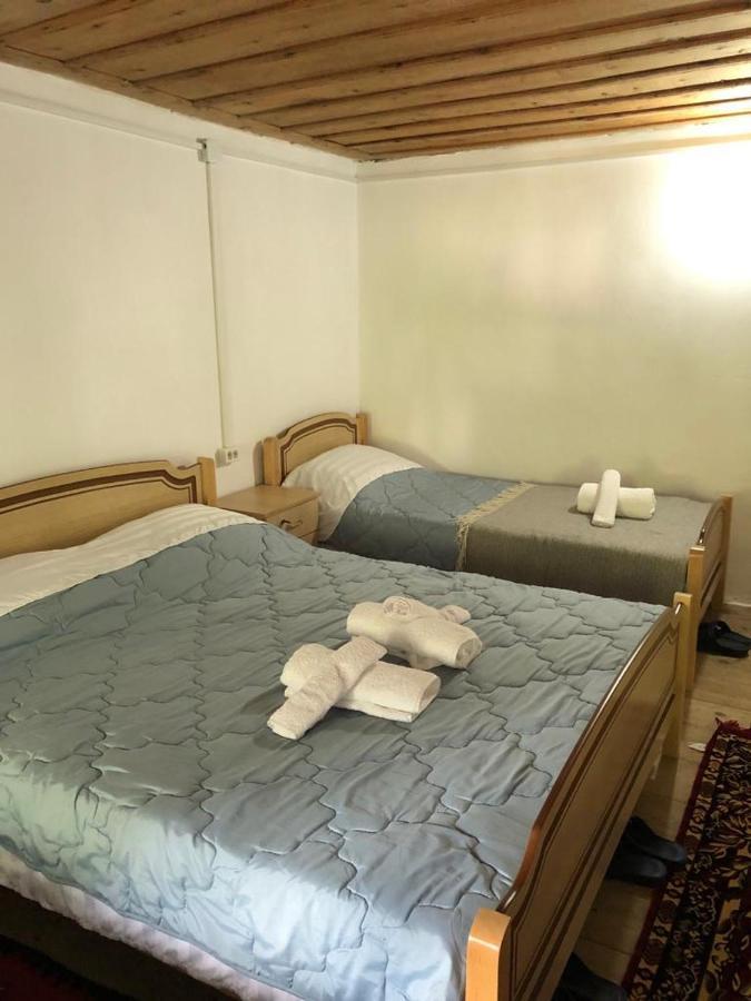 Guesthouse Kujtimi Тети Экстерьер фото
