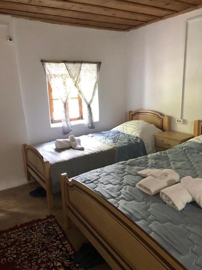 Guesthouse Kujtimi Тети Экстерьер фото