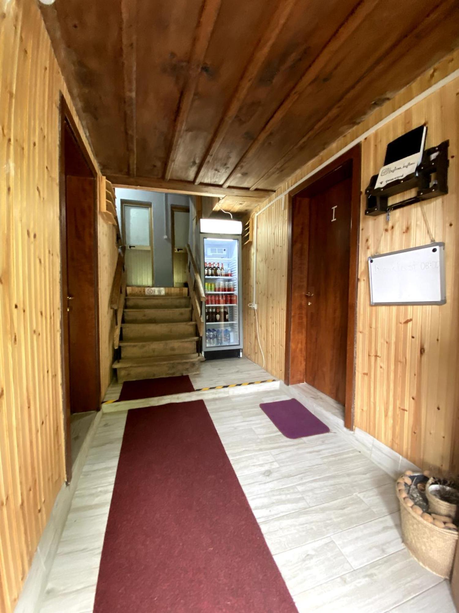 Guesthouse Kujtimi Тети Экстерьер фото